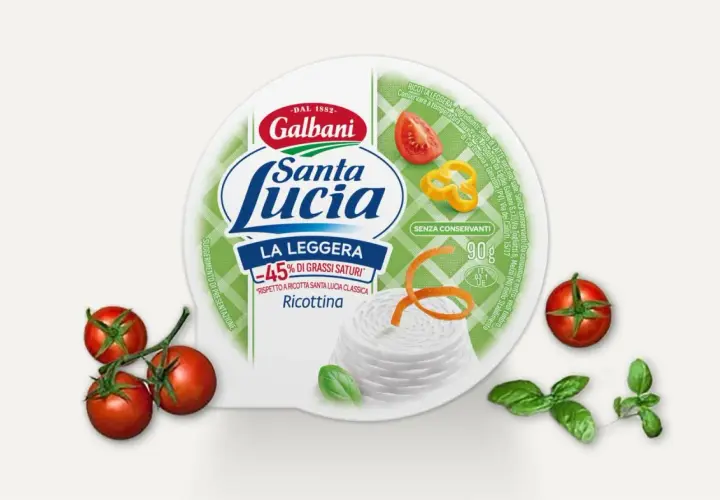 Ricotta Santa Lucia "La Leggera" 90g, ideale per chi è a dieta, con pomodorini e basilico.