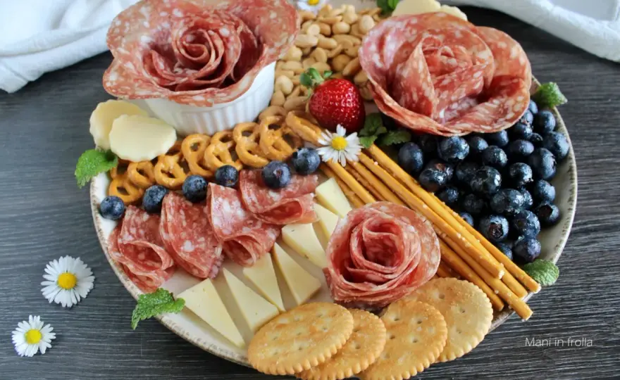 Tagliere Aperitivo Perfetto - L'Arte di Creare e Servire