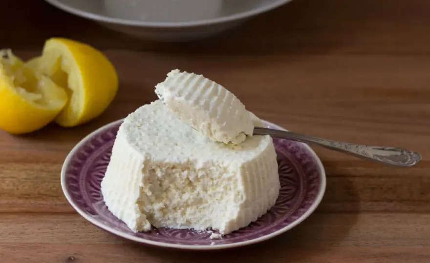Ricotta fatta in casa - La guida definitiva per un risultato perfetto