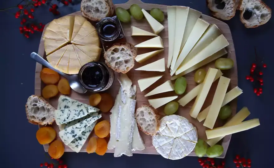 Aperitivo con formaggi - L'arte di un tagliere perfetto
