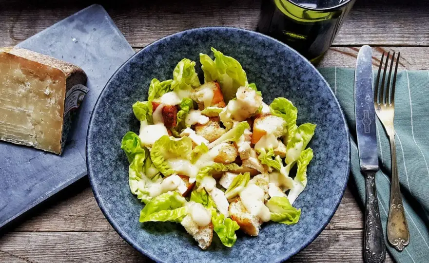 Crema di pecorino senza panna, liscia e senza grumi