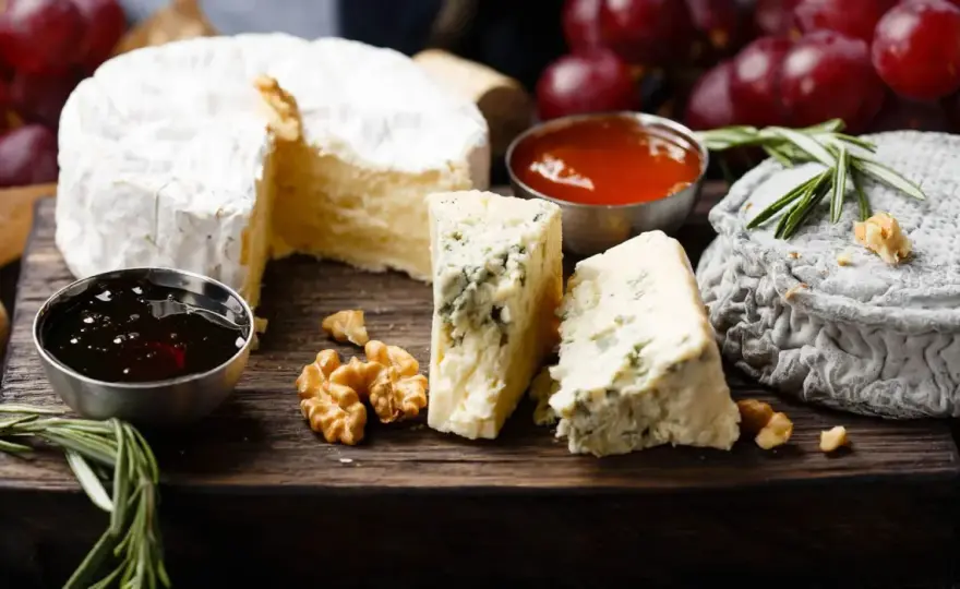 Formaggi erborinati - guida per capirli e abbinarli