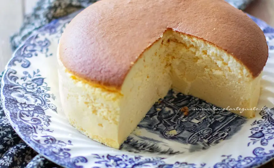 Cheesecake giapponese soffice, i trucchi per non farla sgonfiare